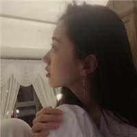 白茶清欢无别事 没有显赫的背景，只有