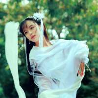 从前一生只够爱一人却可以三妻四妾。如果一... 生命，是一树花开，或
