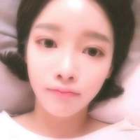 #女生组图#今年要完成两件事 一个是变优... 我愿意为了遇见你承受