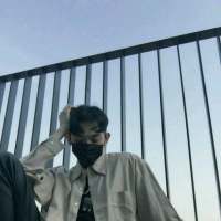 选择与步伐一致的人同行 如果没有 那就一... 全世界我只崇拜我先生