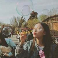 偶尔听到你的消息还是会心颤，虽然与我无关... 你变了 变得我不喜欢