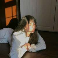 “后来发现凉白开喝下去更干净 半夜写出的... 每个人心底都有那么一