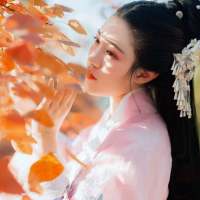 而我一介草民 怎得姑娘垂青 喝了这杯酒吧从此陌路