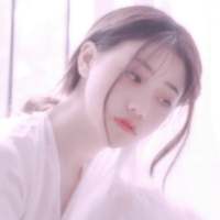 绕过江山错落才发现你是人间星火. 你费尽心思等待一个人