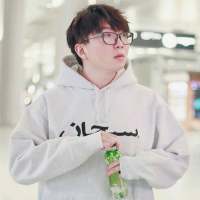 有没有喜欢毛不易的人们呢?一杯敬自由，一...