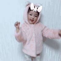 嘿.我的小可爱??. 那个女人可以给沵莪给