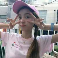 林小宅。 伸出一只脚就同时伸出