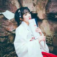 古风   杂 一个人久了，就会爱上