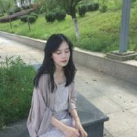 “做一个让别人想到就很美好的女孩子.” 我不知道该说什么，我