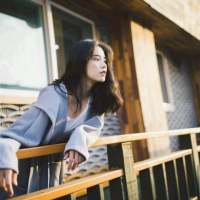 “ 女孩子还是该开阔自己的视野 去减肥 去... 感情这玩意真折磨人。
