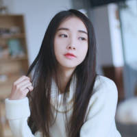 江山杯中晃 不饮也断肠 我的心常下雪，不管天