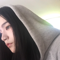 江山杯中晃 不饮也断肠 我的心常下雪，不管天