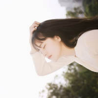 江山杯中晃 不饮也断肠 这个世界，有的人总需