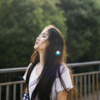 江山杯中晃 不饮也断肠 这个世界，有的人总需
