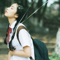 愿你喜。 烟花易冷，人事易分，