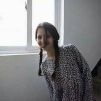 爱笑的女生运气不会差 情人节有谁可以陪我过