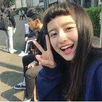 爱笑的女生运气不会差 情人节有谁可以陪我过