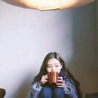 一升泪水不及她一皱眉. 一别如斯，常常别一次