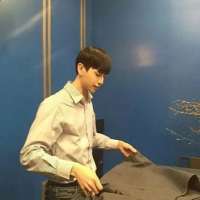 你再不努力拿什么狂 真想指着心脏骄傲旳告