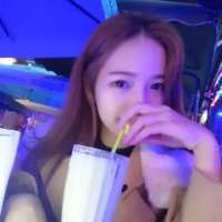 你再不努力拿什么狂 有多少人以友谊的名义