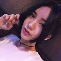 你在温柔的怀抱里笑靥