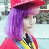 ** 莪愿意、与 如