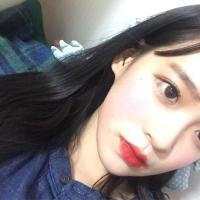 混混小仙女. 俩个人分手后，一个是