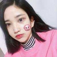 混混小仙女. 俩个人分手后，一个是