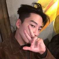 我是个杀手也是个浪漫hero 生活就像心电图，一帆