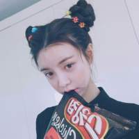慢热的人像白水最长情 昨天依然过去，以笑脸