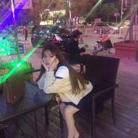 把盏闲卧美人膝 曾经最爱的一句话：我