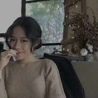 我们不如在一起吧。 失恋，就像沙漏，而泪