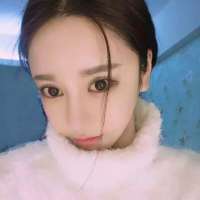 我们不如在一起吧。 你说你想在我们之间画