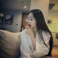我们不如在一起吧。 你说你想在我们之间画
