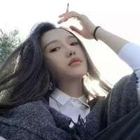 我们不如在一起吧。 如果有一天我不小心伤