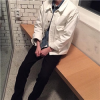 人从众 △ 你可知你是我青春