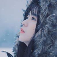 天气冷的，真想一把抱住你。 两个互相喜欢的人还在