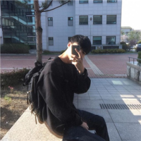 闻讯 ╭ァ寂寞吞噬着灵魂、