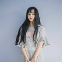 你来迟了 脾气很犟，嘴巴很硬，