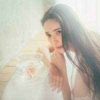 要么孤独 跟暗恋的人儿聊天，就
