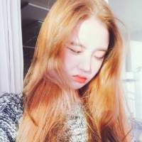 异能量酷girl 白天傻乐，晚上傻哭。