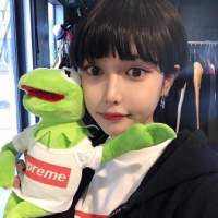 异能量酷girl 白天傻乐，晚上傻哭。
