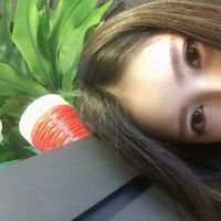 你是什么人物我凭什么对你笑。 我也想单纯一点，不想