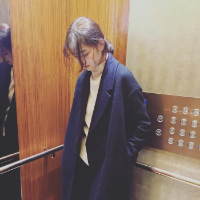 郑永贵与他家猪. 有了第一次的背叛，就
