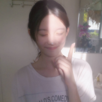 郑永贵与他家猪. 吃醋是喜欢你，生气是