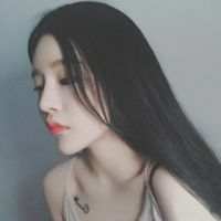 好的总是在后面 每天牵强的笑给谁看，