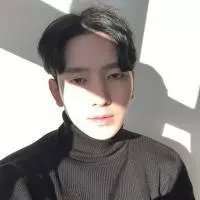 只愿杯酒可抵轻寒故人仍待我归还 还要什么男朋友，难道