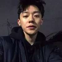 只愿杯酒可抵轻寒故人仍待我归还 还要什么男朋友，难道