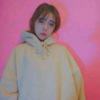把闺蜜拉出来遛一遛? 真想给回忆一个巴掌，
