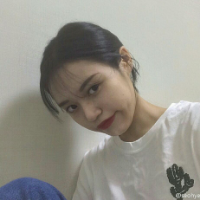 ???φ 浑浊的双眸里，忧伤成